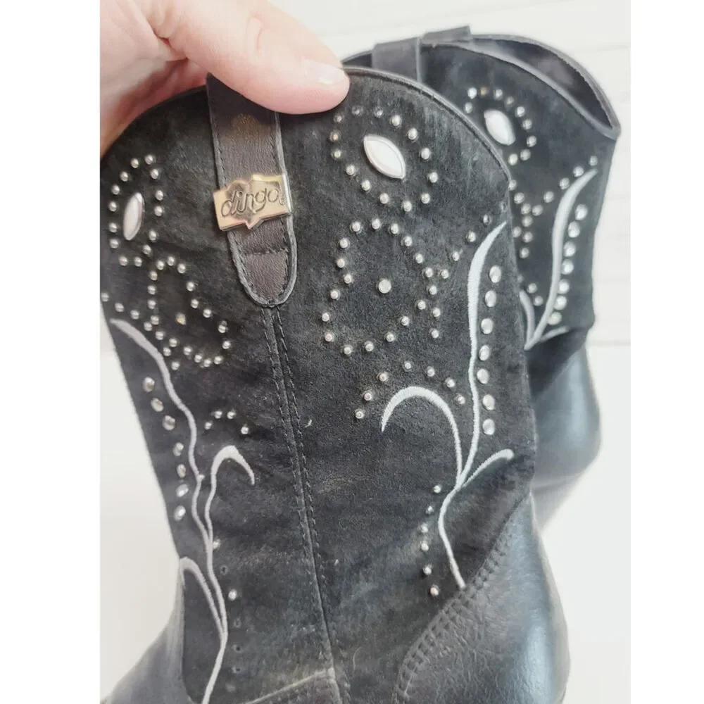 Dingo Ava Studded Western Heeled Boots in Black Suede, sz 10